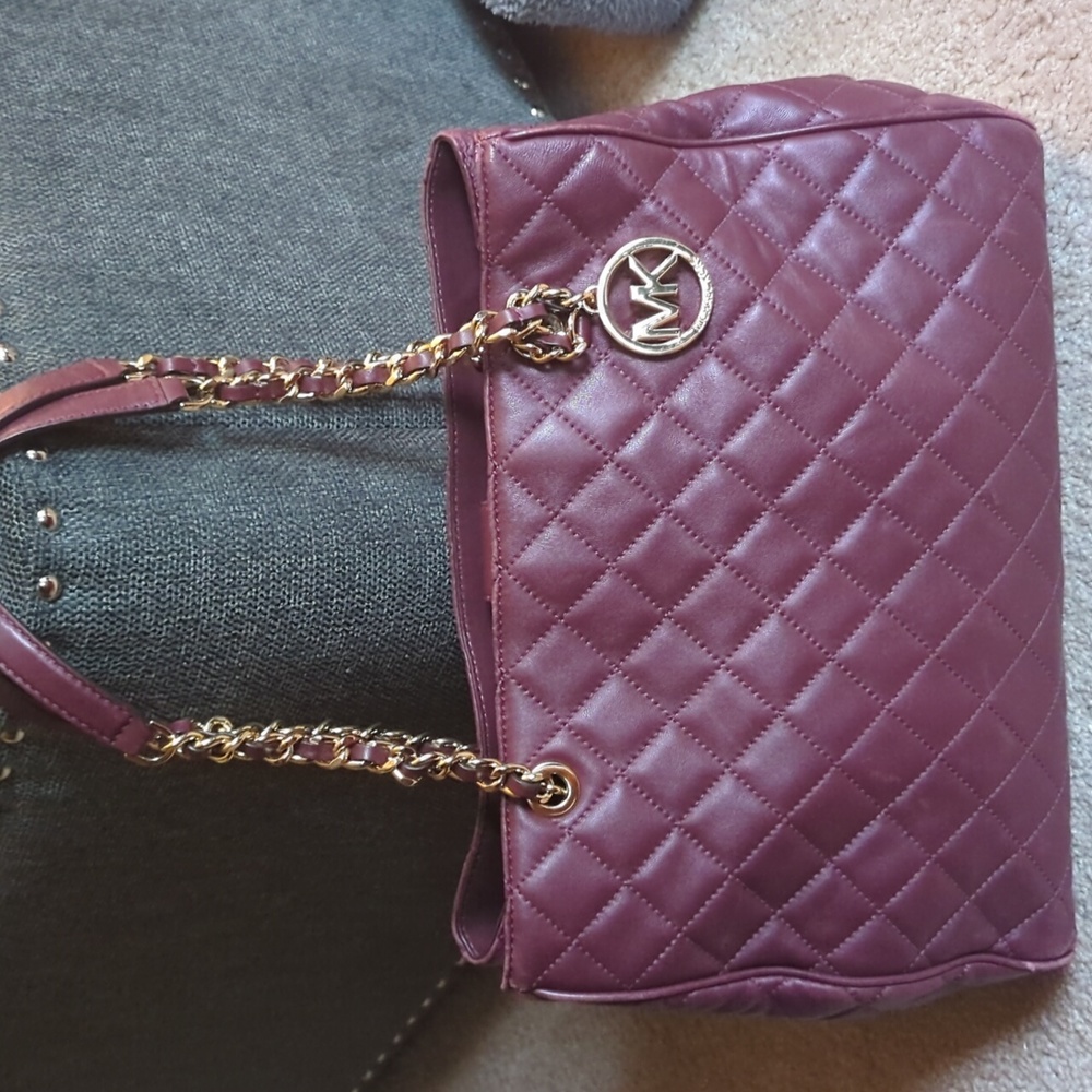 Michael Kors purse